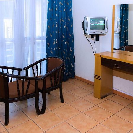 Aponye Hotel كامبالا المظهر الخارجي الصورة