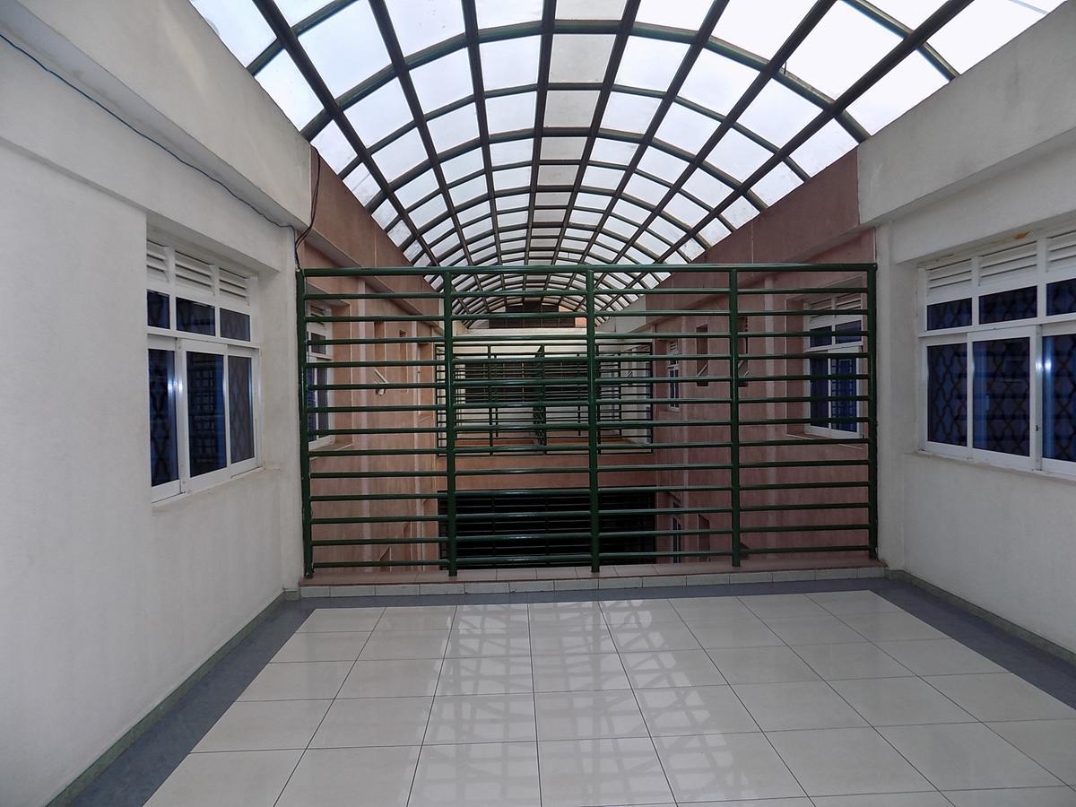 Aponye Hotel كامبالا المظهر الخارجي الصورة