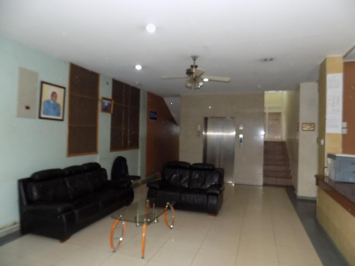 Aponye Hotel كامبالا المظهر الخارجي الصورة