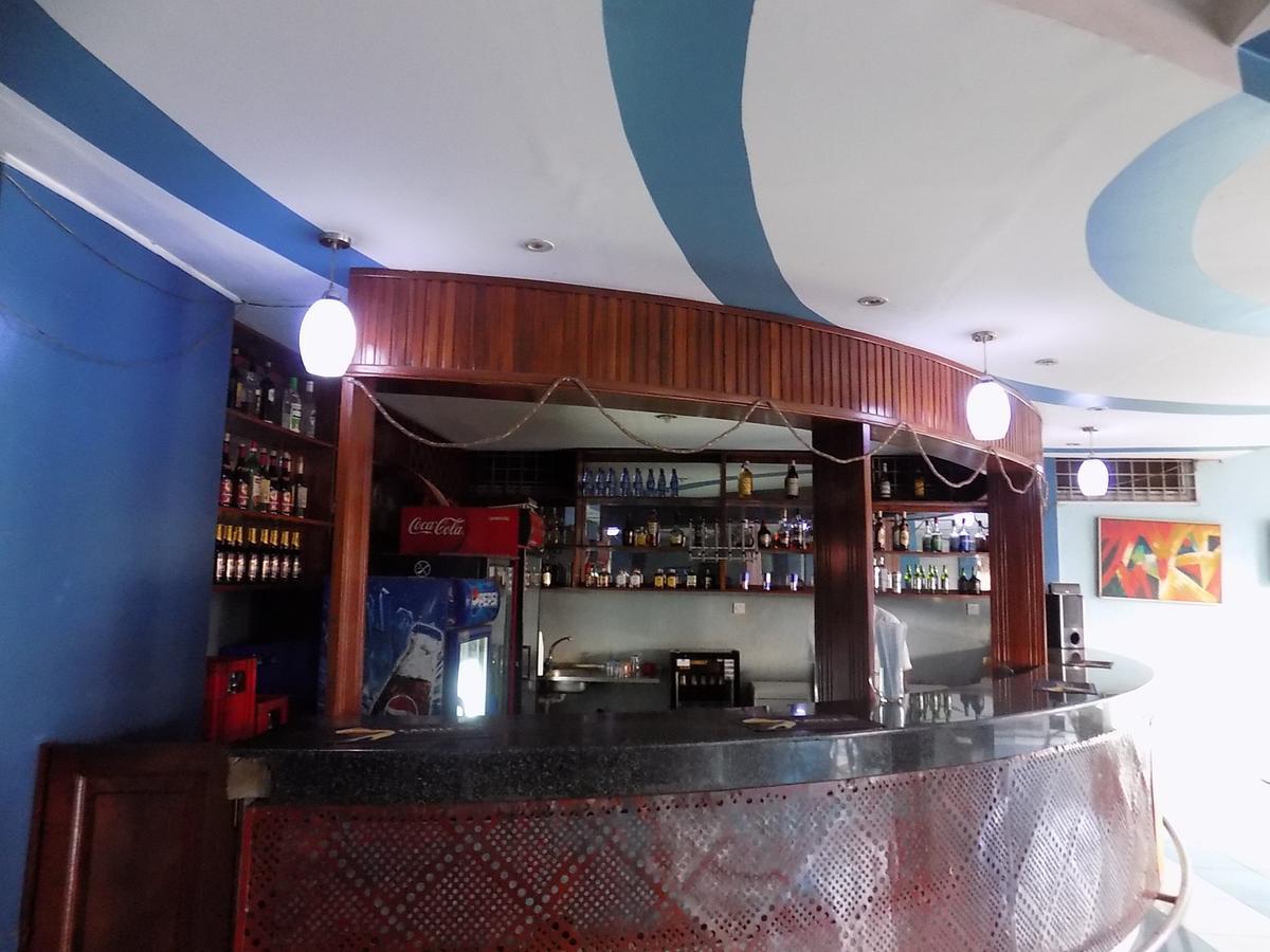 Aponye Hotel كامبالا المظهر الخارجي الصورة
