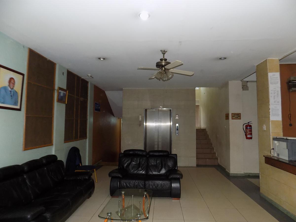Aponye Hotel كامبالا المظهر الخارجي الصورة