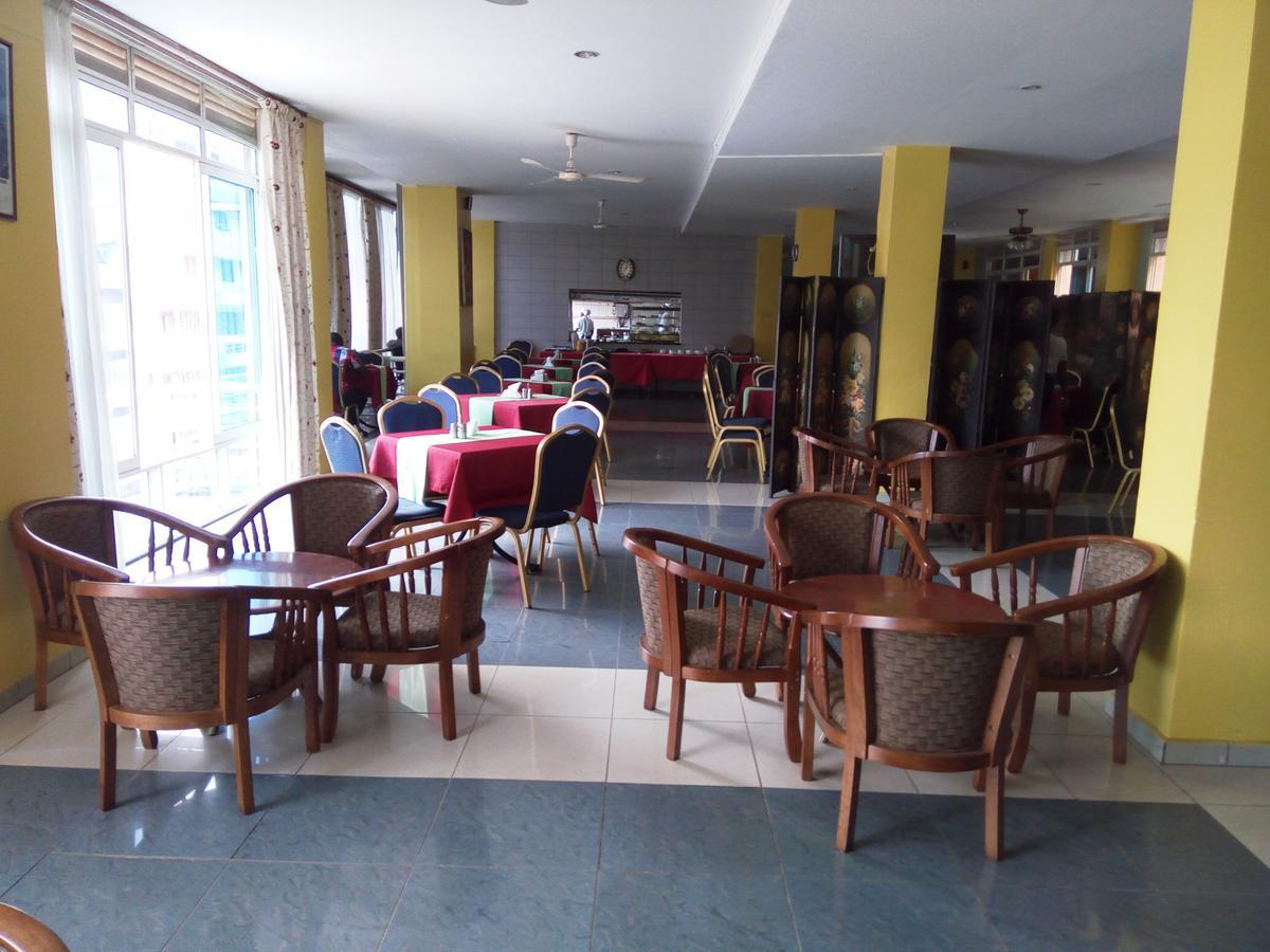 Aponye Hotel كامبالا المظهر الخارجي الصورة