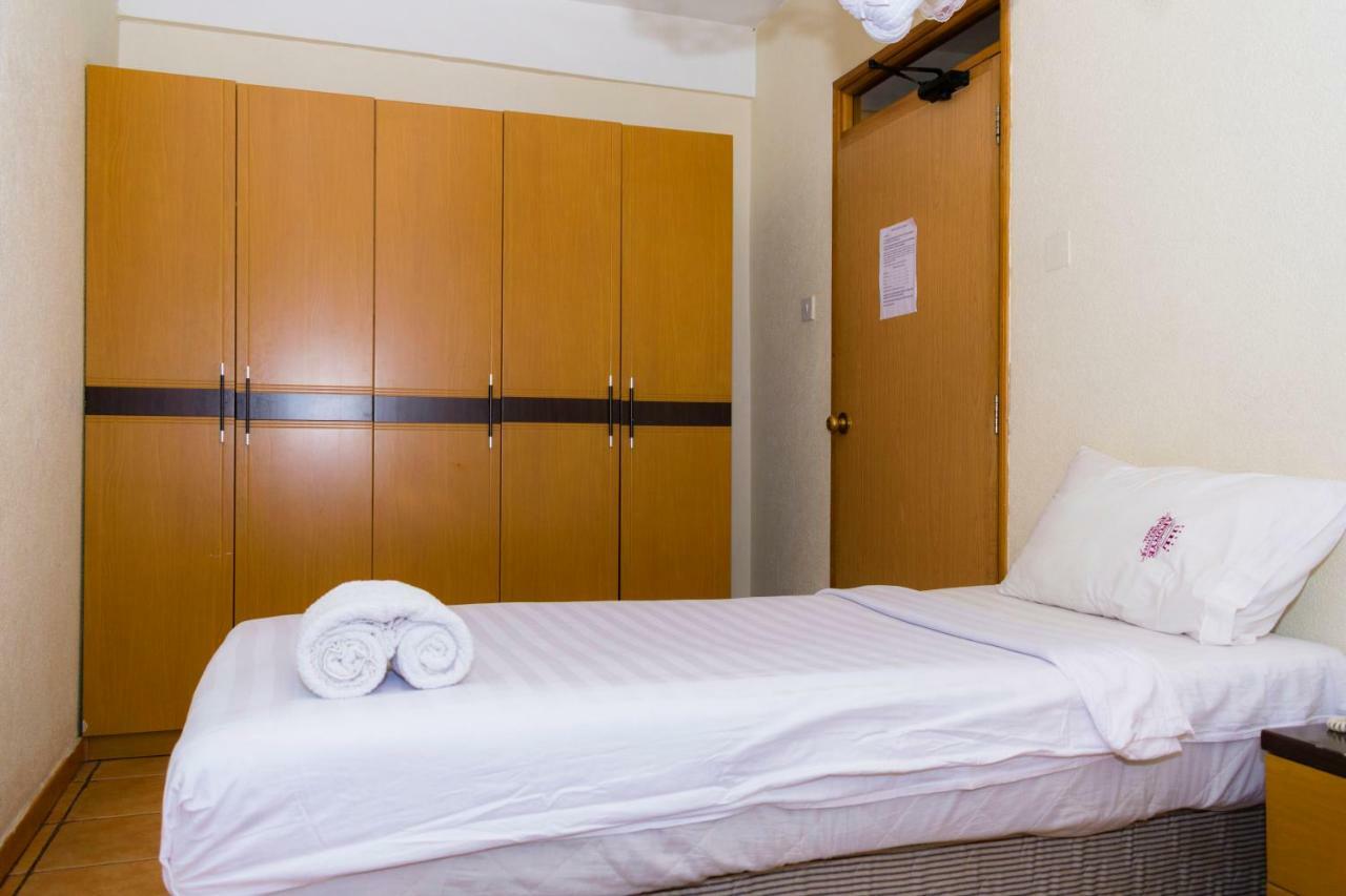 Aponye Hotel كامبالا المظهر الخارجي الصورة